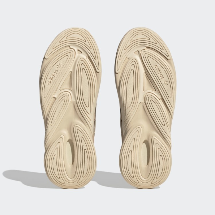 Tênis Bege Ozelia Adidas
