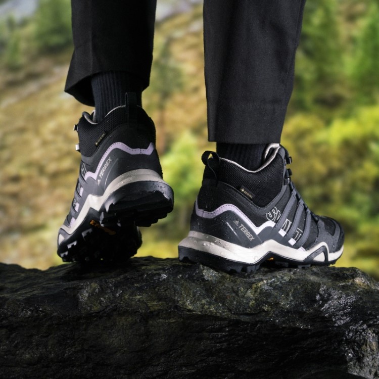 Tênis Preto Terrex Swift R2 Mid Gtx Adidas
