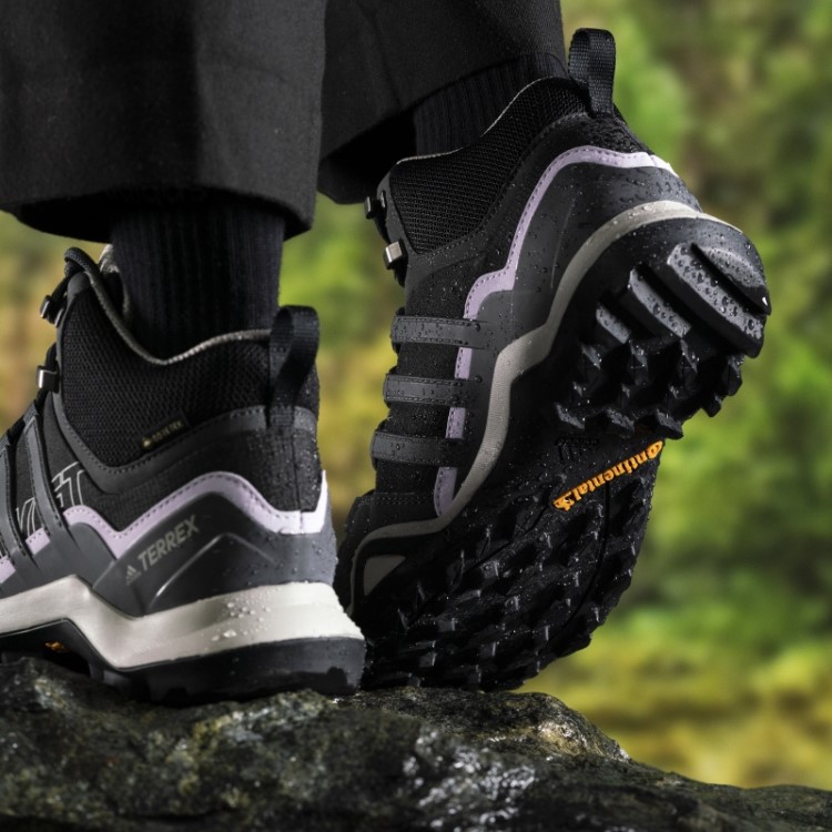 Tênis Preto Terrex Swift R2 Mid Gtx Adidas
