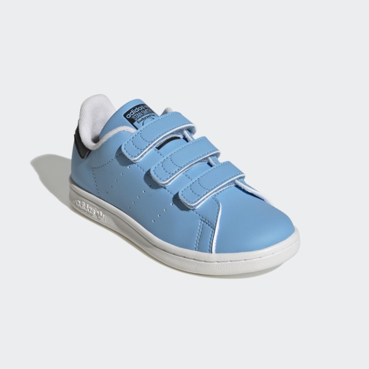 Sapato Pantone Adidas Genie Stan Smith