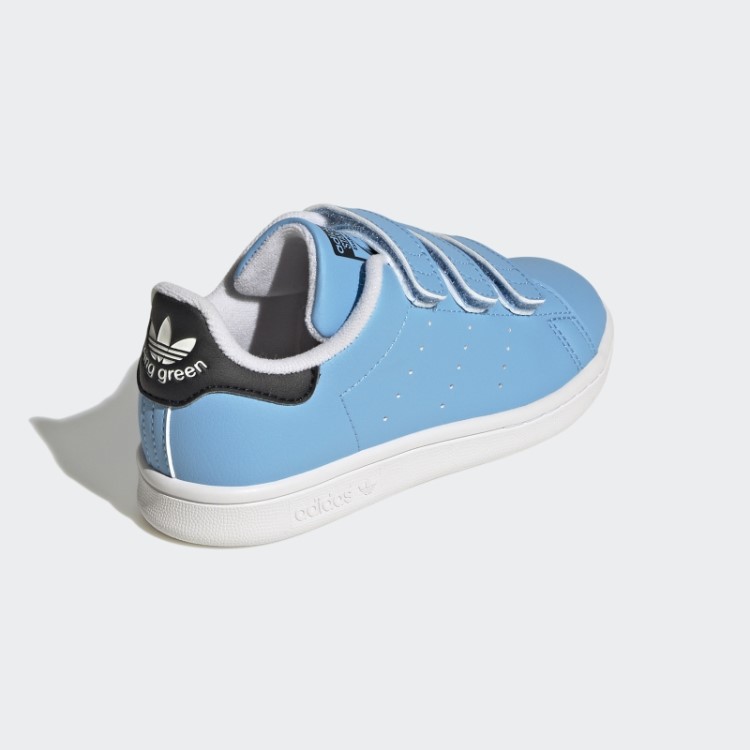 Sapato Pantone Adidas Genie Stan Smith