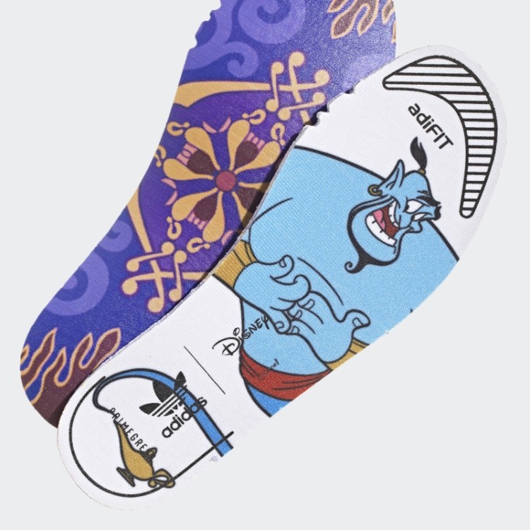 Sapato Pantone Adidas Genie Stan Smith