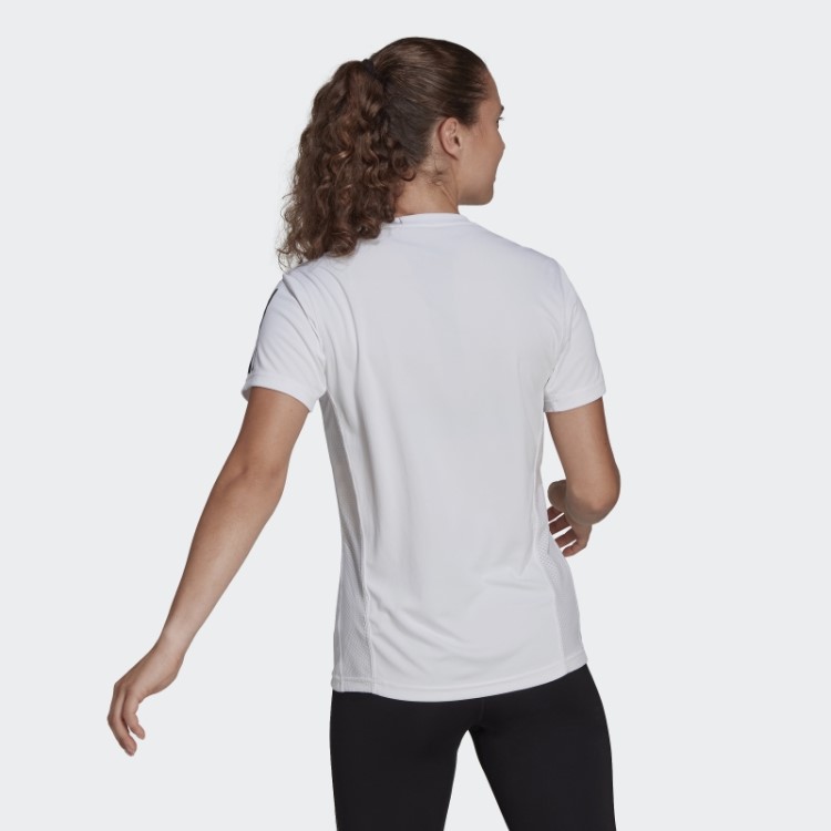 Possui A Camiseta Run Branca Adidas