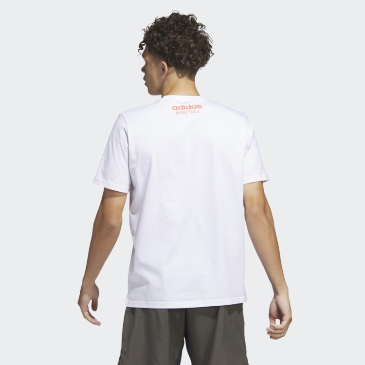 Camiseta Branca Com Estampa De Basquete Pass Rock Adidas