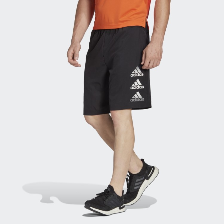 Adidas Preto Projetado Para Mover Shorts Com Logotipo
