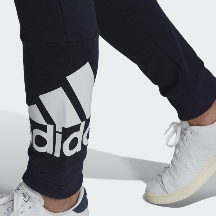 Calça De Logo Com Punho Afunilado De Lã Essencial Adidas