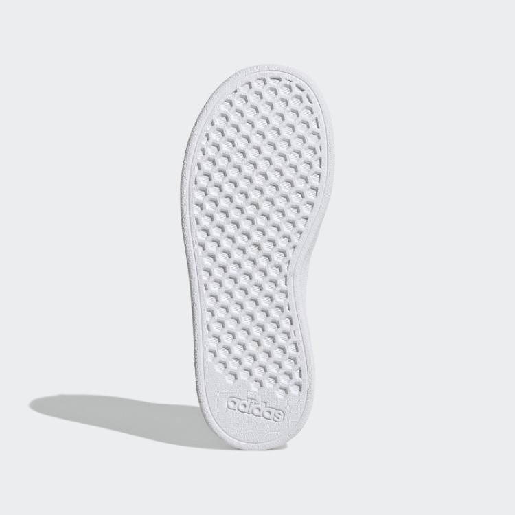 Sapatos Brancos De Renda Elástica E Top Strap Adidas