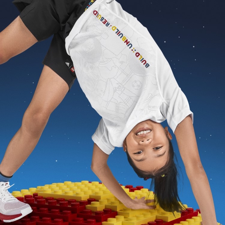 Camiseta Branca Adidas X Lego Play