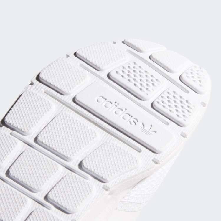 Tênis Branco Swift Run X Adidas