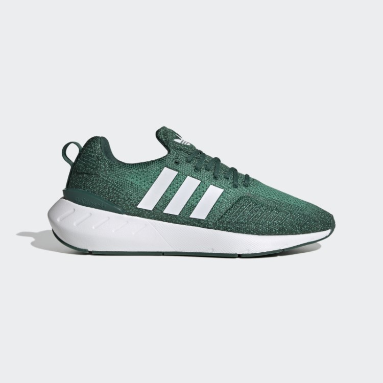 Tênis Adidas Verde Swift Run 22