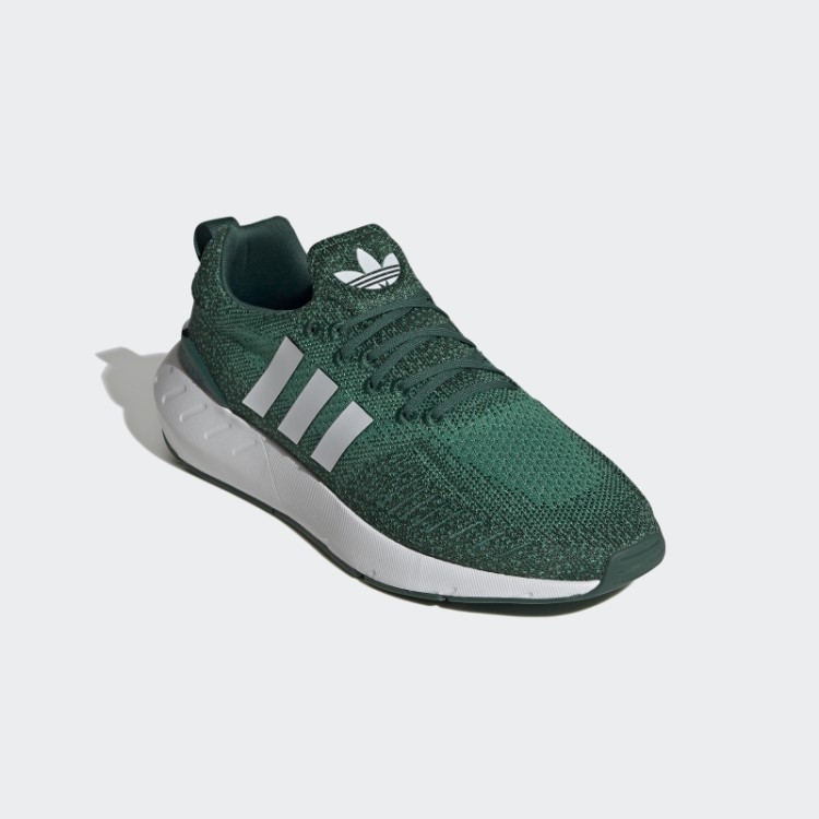 Tênis Adidas Verde Swift Run 22