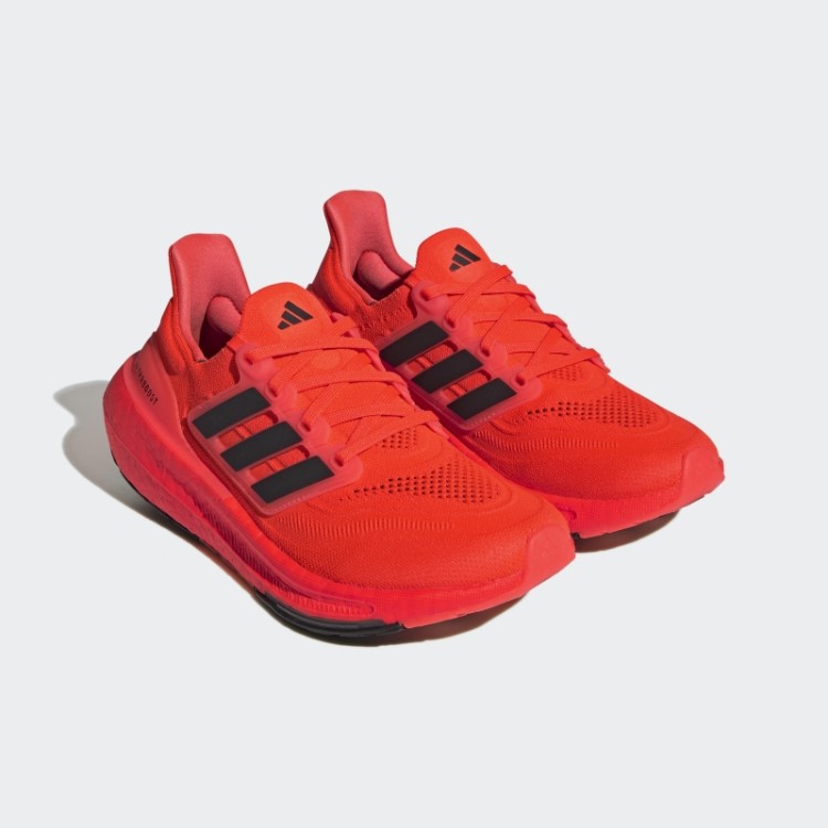 Tênis De Corrida Vermelho Ultraboost Light Adidas