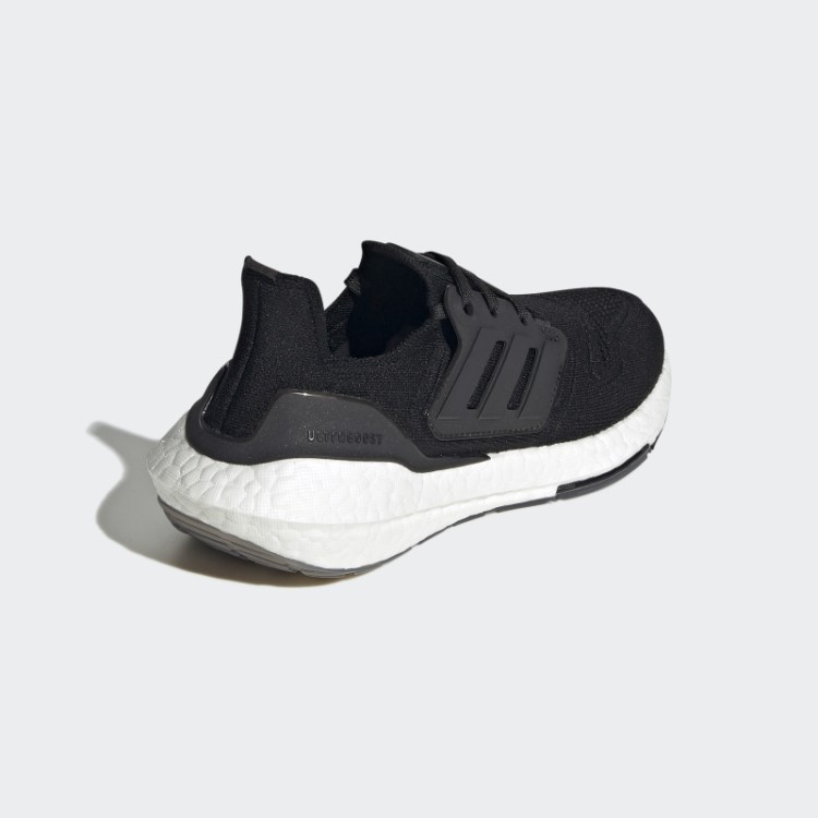 Sapatos Brancos Adidas Ultraboost 22 Moda