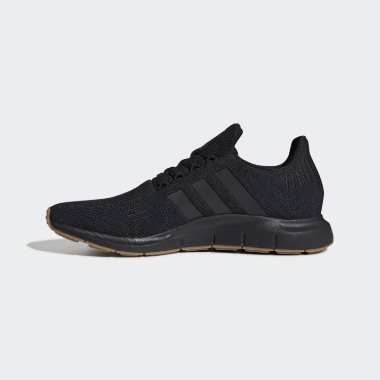 Tênis Preto Adidas Swift Run