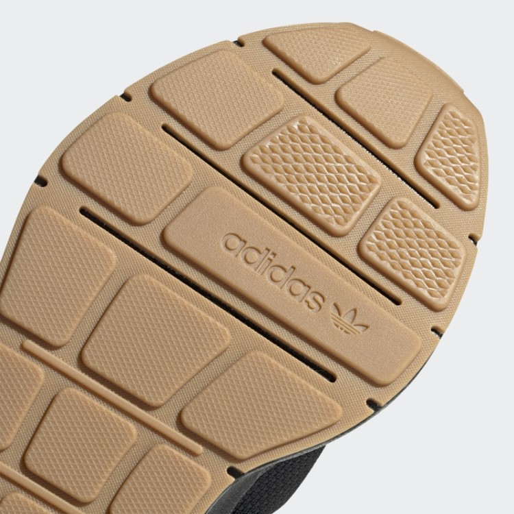 Tênis Preto Adidas Swift Run
