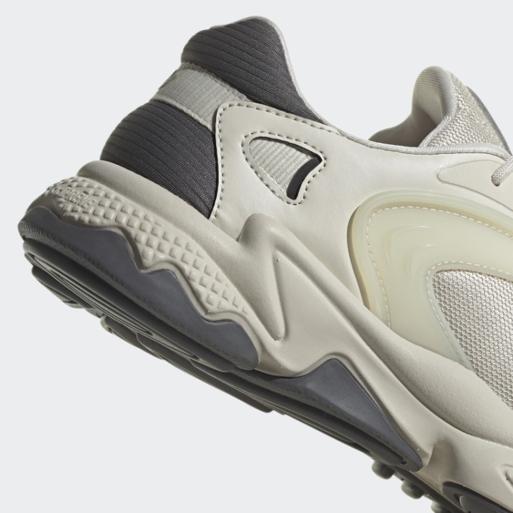 Tênis Adidas Oztral Alumínio