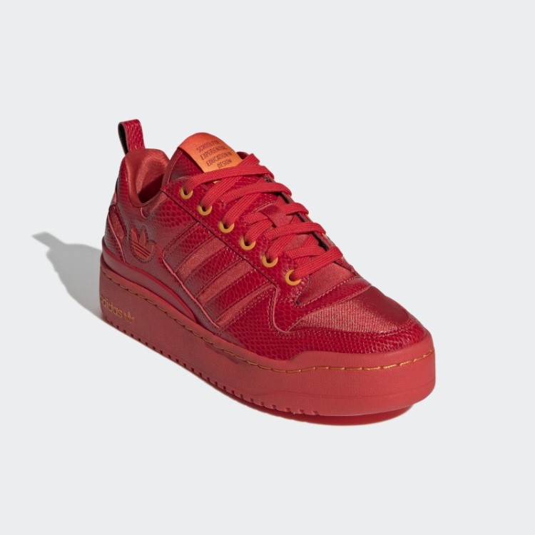 Sapatos Vermelhos Adidas Forum Ousados