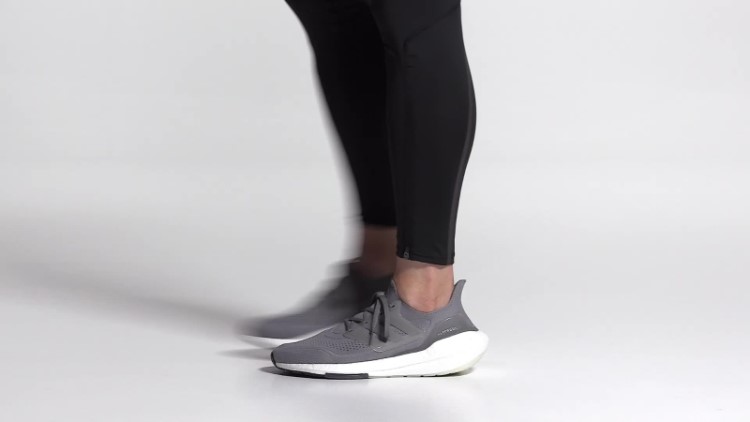 Tênis Ultraboost 21 Cinza Adidas