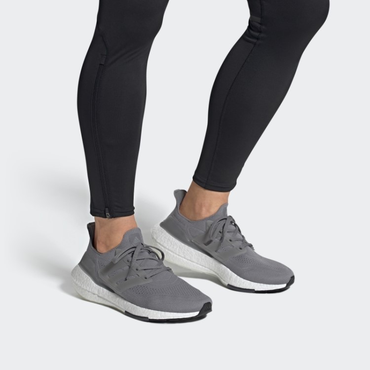 Tênis Ultraboost 21 Cinza Adidas