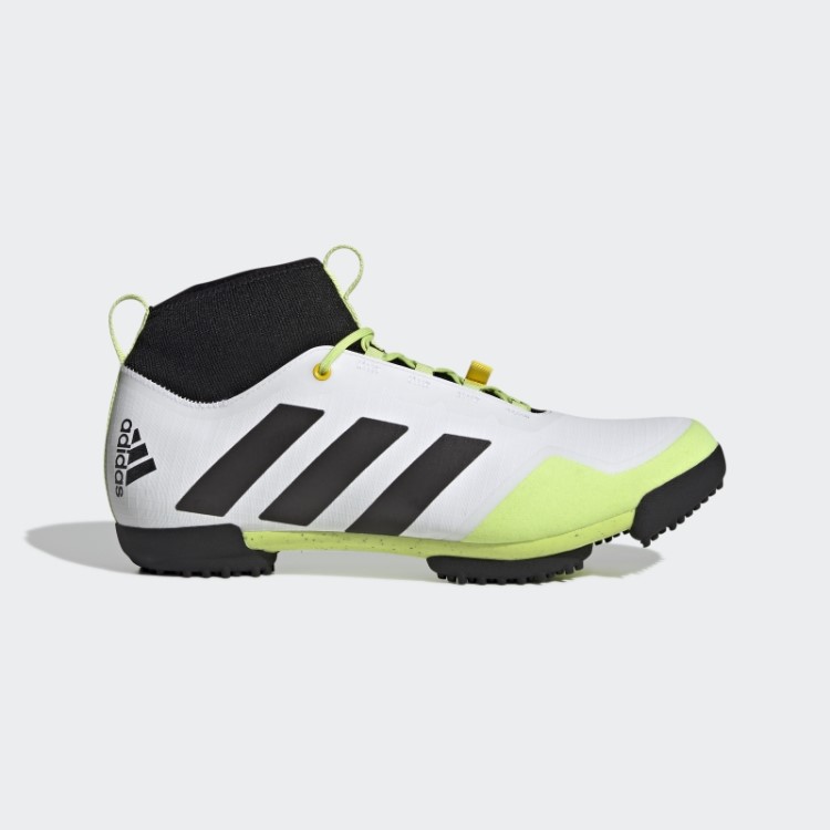 Os Sapatos De Ciclismo De Cascalho Adidas Branco