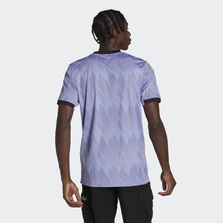 Camisa Roxa Clara Adidas Real Madrid 22/23 Away
