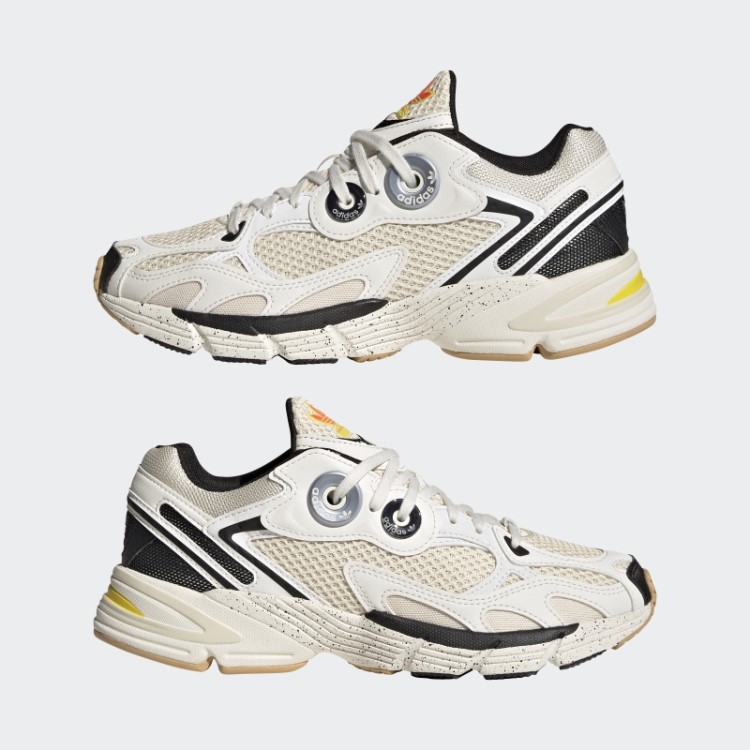 Sapatos Brancos Adidas Astir