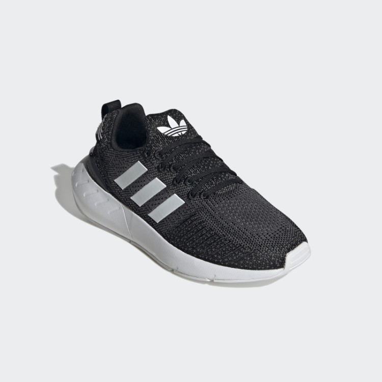 Tênis Adidas Preto Swift Run 22 Estiloso
