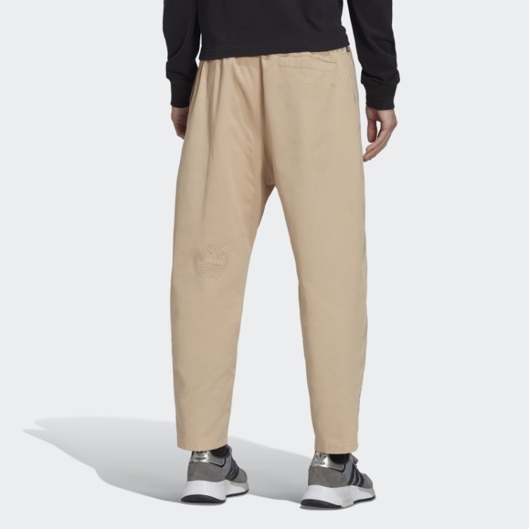 Calça Chino Com Estampa Bege Adidas