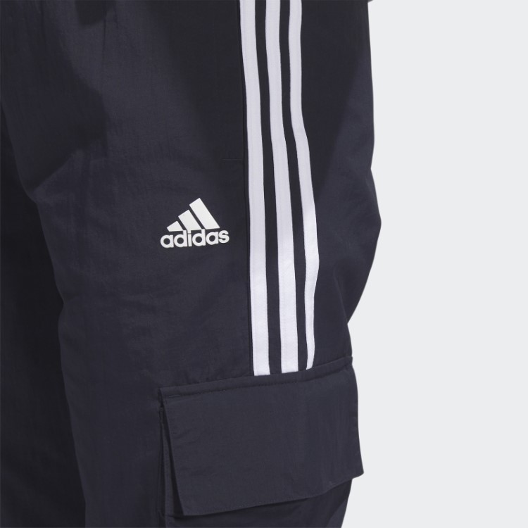 Calça Cargo Adidas Com As Três Listras E Estampas De Flores Em Chenille