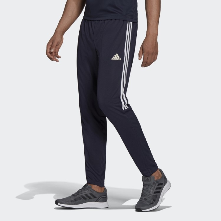 Calça Com As Três Listras Adidas Ink Aeroready Sereno Slim Com Corte Afunilado