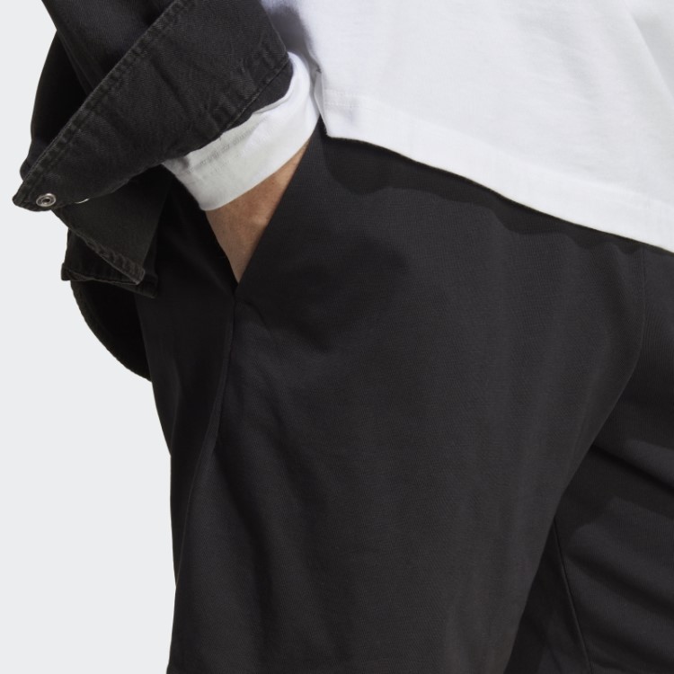 Bermuda Adidas Essentials Preta Com Logo