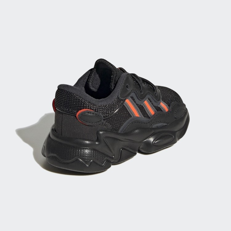 Sapatos Cinza Adidas Ozweego Da Moda