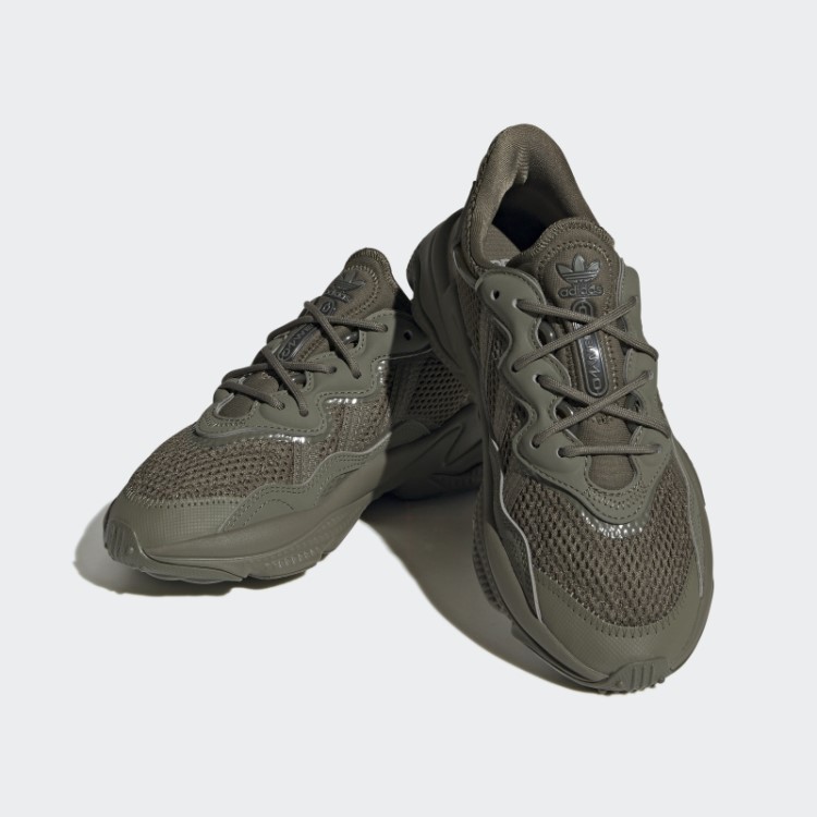 Sapatos Ozweego Adidas Olive