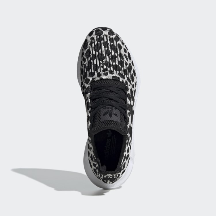 Tênis De Corrida Swift Adidas Raw White