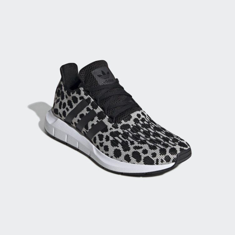 Tênis De Corrida Swift Adidas Raw White