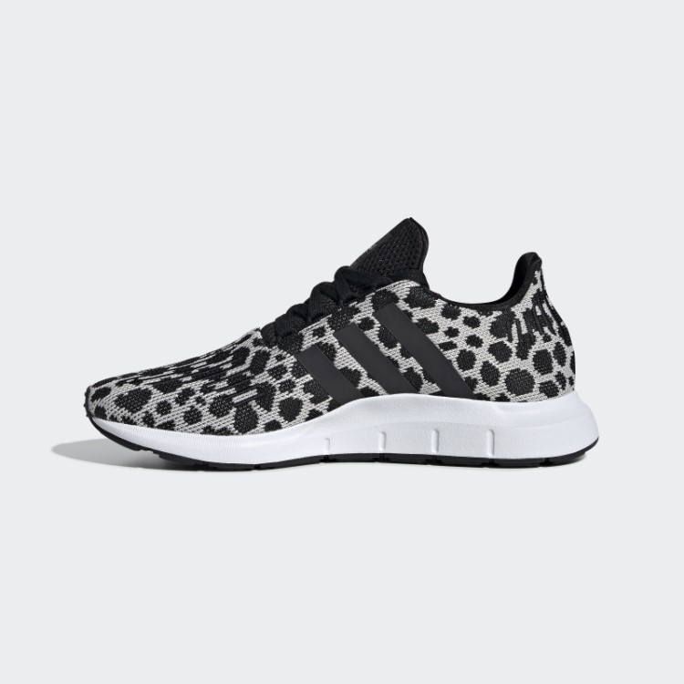 Tênis De Corrida Swift Adidas Raw White