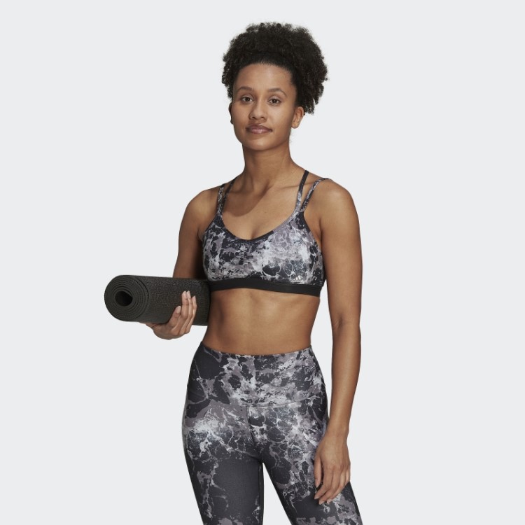 Sutiã Estampado Allover Preto Para Estúdio Com Suporte à Luz Para Yoga Adidas