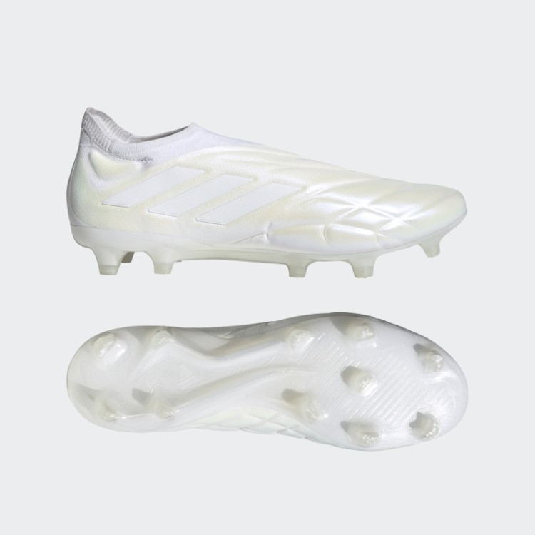 Bota Branca Copa Pure+ Firme Adidas