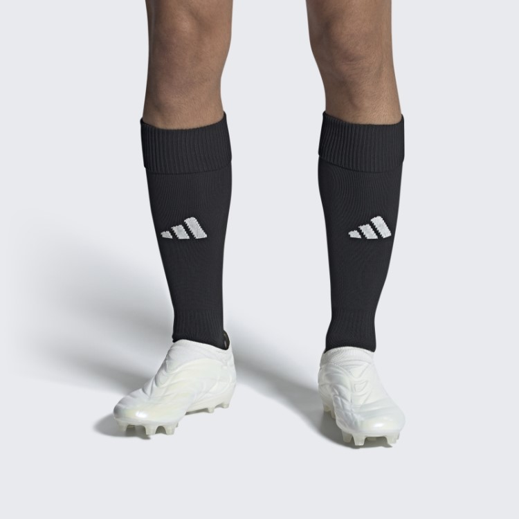 Bota Branca Copa Pure+ Firme Adidas