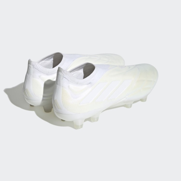 Bota Branca Copa Pure+ Firme Adidas