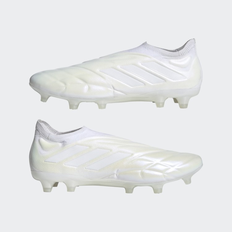 Bota Branca Copa Pure+ Firme Adidas