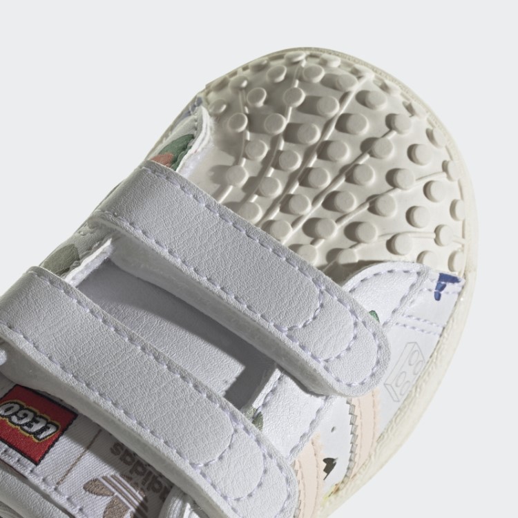 Sapato Branco Adidas Superstar X Lego