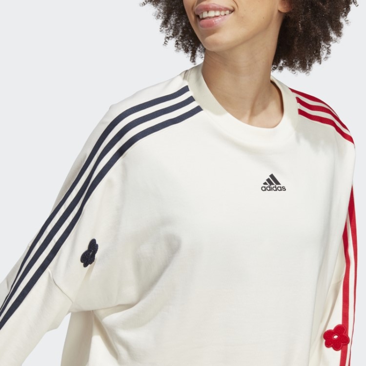 Moletom Branco Com As Três Listras Da Adidas E Apliques De Flores Em Chenille