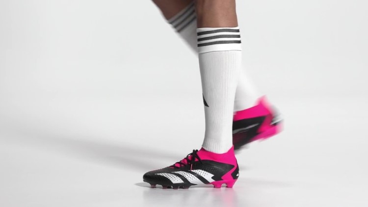 Botas De Grama Artificial Adidas Black Predador Accuracy.1