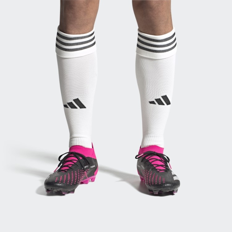Botas De Grama Artificial Adidas Black Predador Accuracy.1