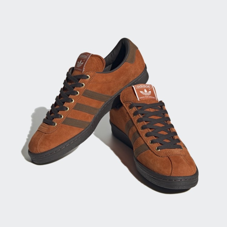 Moda Branca Adidas Arkesden Spzl
