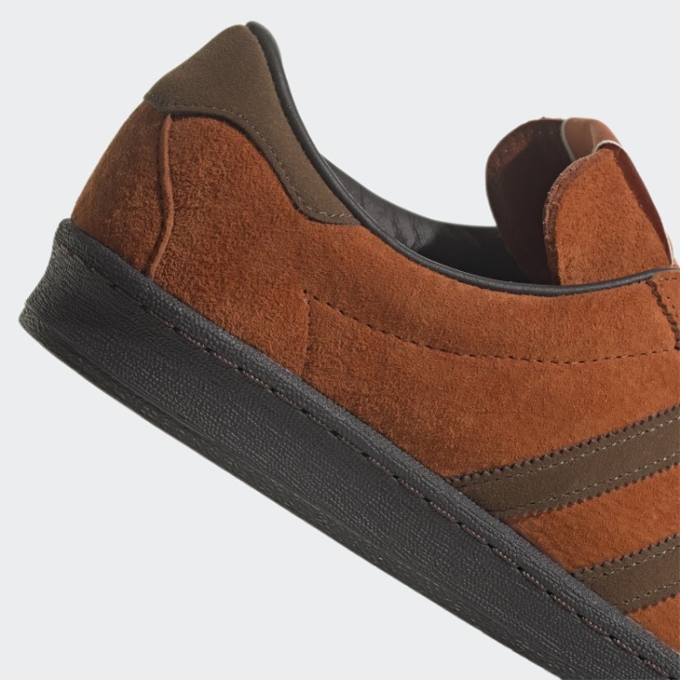 Moda Branca Adidas Arkesden Spzl