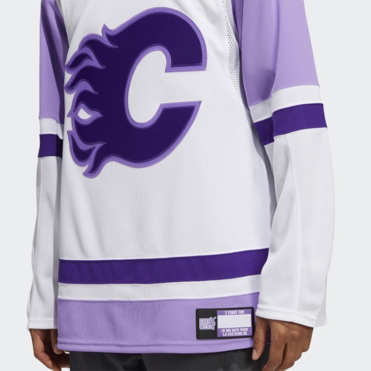 Camisa Branca Adidas Flames Hóquei Luta Contra O Câncer