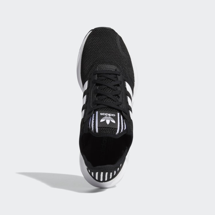 Tênis Preto Adidas Swift Run X Fashion