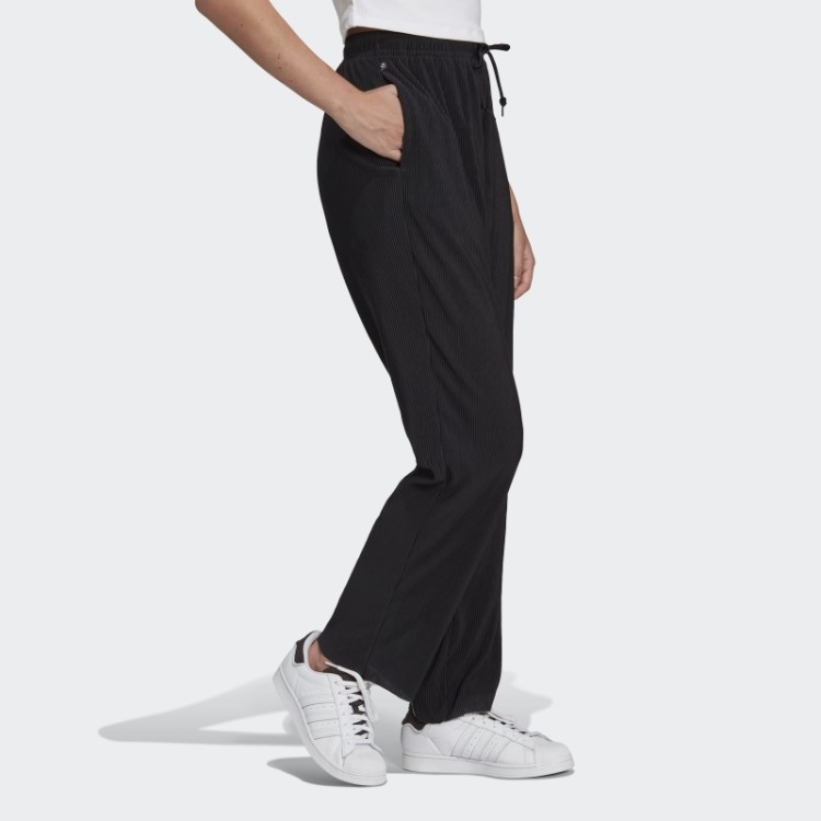 Calça Adidas Adicolor Plissé Preta
